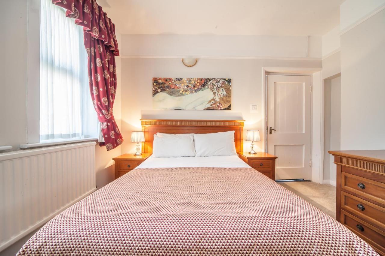 The Manor At Bickley Hotel Bromley Exterior foto